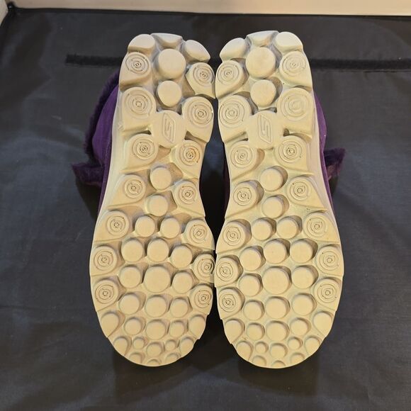 SKECHERS WOMEN'S ON THE GO JOY BUNDLE UP COZY ANKLE BOOTS - Picture 12 of 16